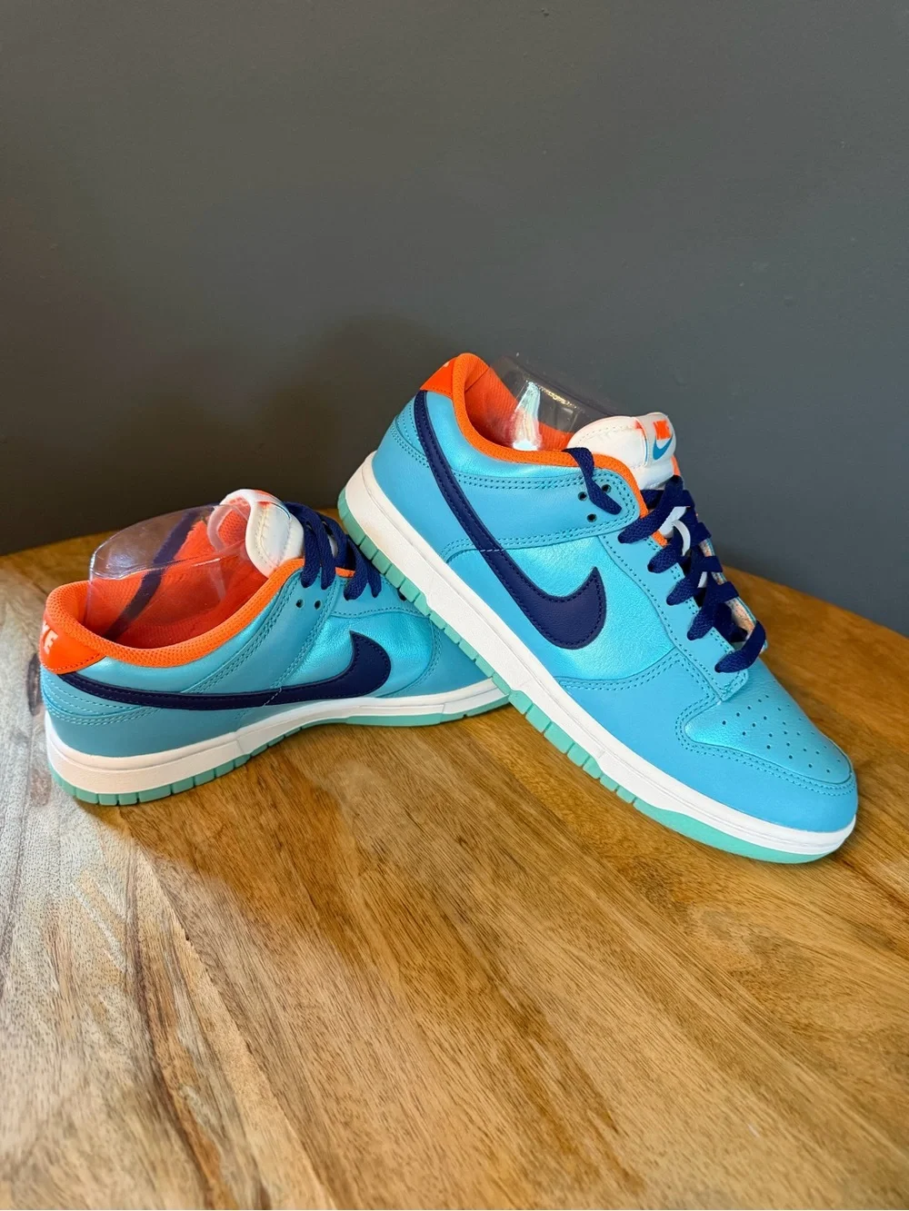 Nike Men’s Turquoise & Navy Low-Top Sneakers with Orange Accents. Size 8. No Box
